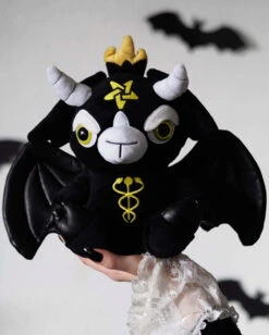 Baby Dark Lord Kuscheltier KILLSTAR -FaschingFreude Verkäufe killstar baby dark lord kuscheltier killstar kreeptures gothic plueschtier gotik geschenkidee 52494 3