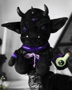 Sorcerer Plüschtier KILLSTAR -FaschingFreude Verkäufe killstar sorcerer kreepture pluesch tier killstar kreeptures killstar dekoration gothic accessoires und geschenkartikel killstar sorcerer plush toy 53075