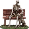 Skelett Figur Auf Gartenbank Mit Hund 12cm -FaschingFreude Verkäufe skeltt figur auf parkbank mit hund skeleton figure on park bench with dog skelett geschenkartikel 54686 01