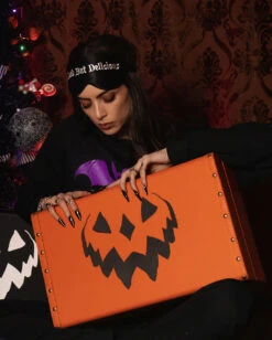 Creepy Pumpkin Vintage Koffer Orange -FaschingFreude Verkäufe spooky pumpkin vintage koffer orange liverly ghosts haunted hallows vintage trunk halloween merchandise und geschenke 54188 3